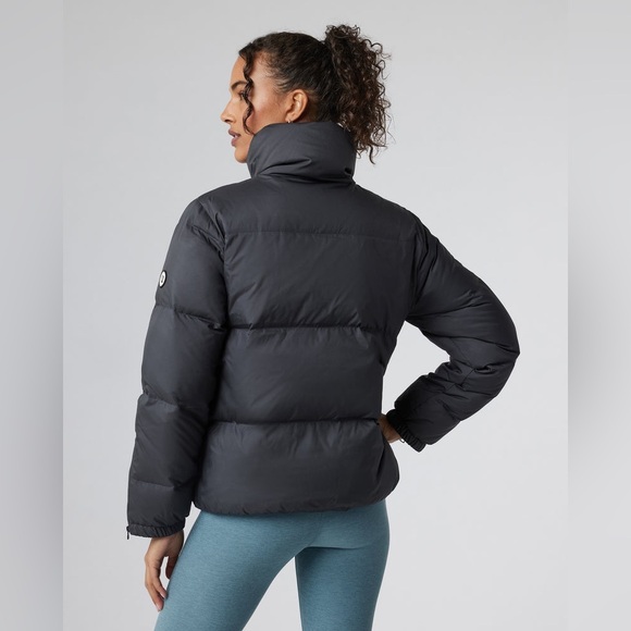 Vuori Hillside Down Jacket - Picture 3 of 10